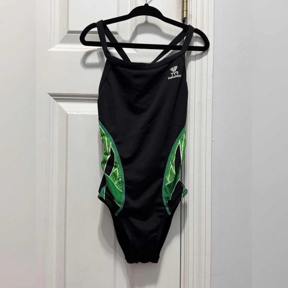 TYR stylish swimsuit